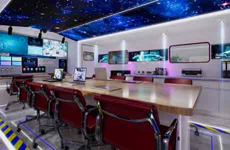 5G/ satellite/private network three in one